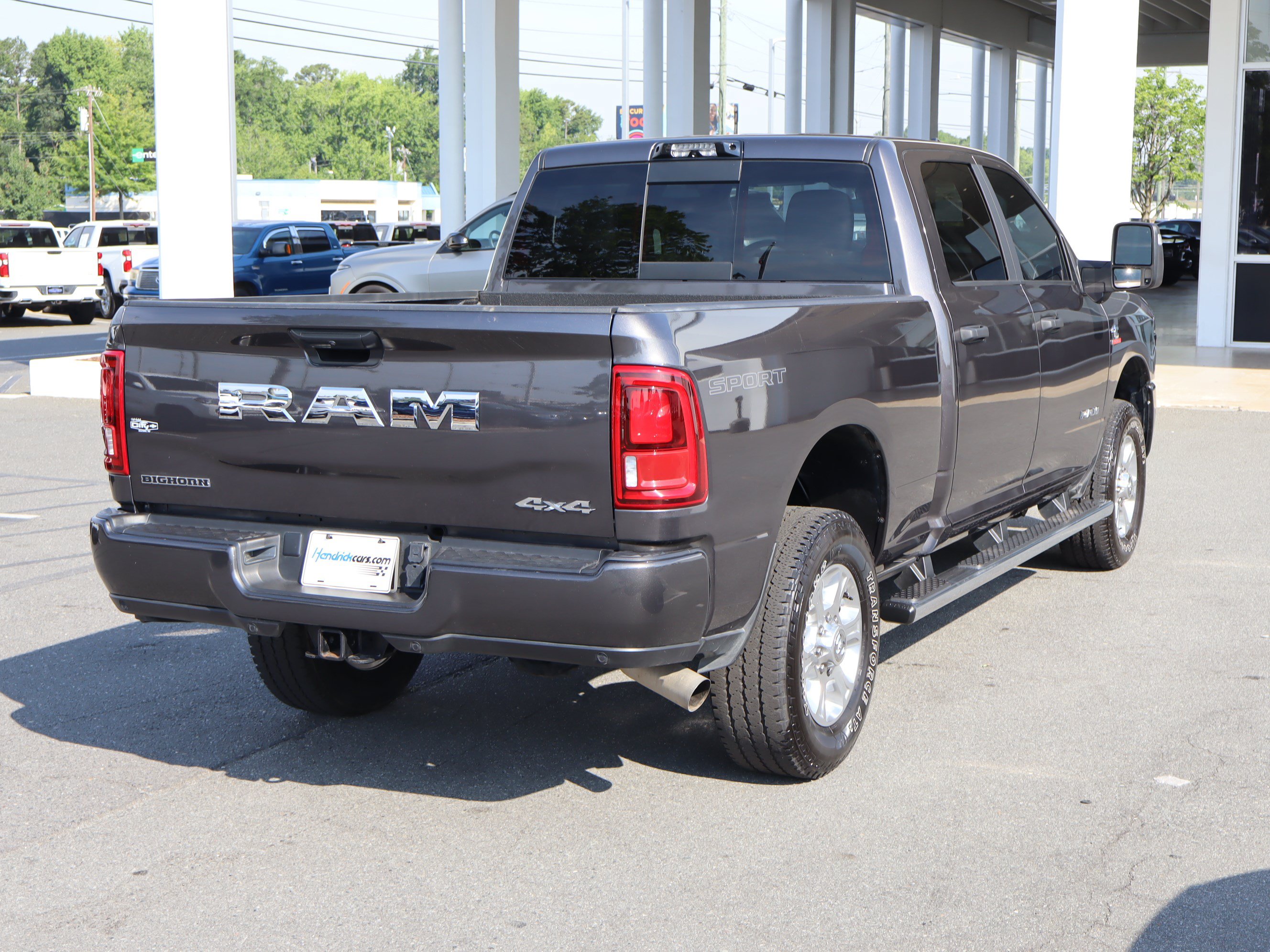 Used 2025 RAM 3500 Big Horn AWD/4WD image 11