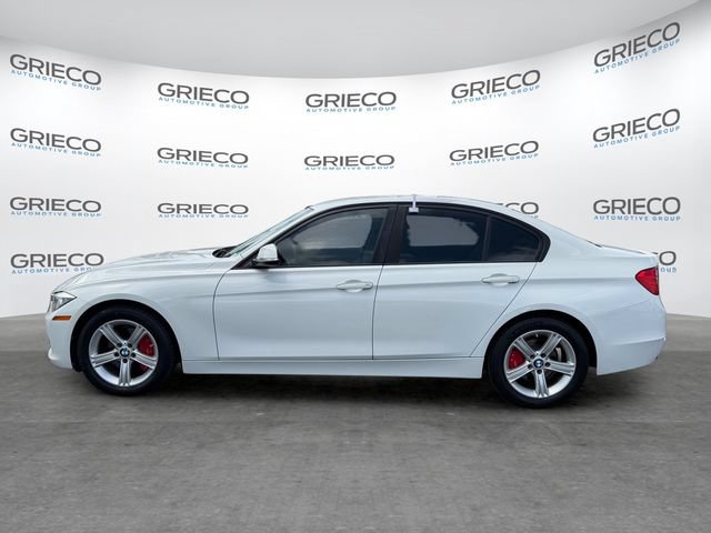 Used 2015 BMW 320i Sedan RWD image 4
