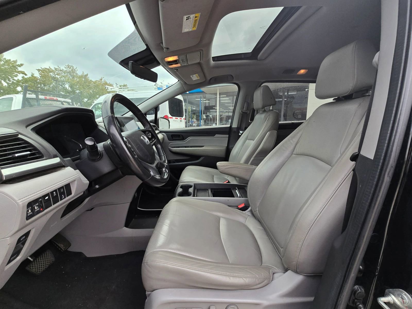 Used 2018 Honda Odyssey EX-L image 12