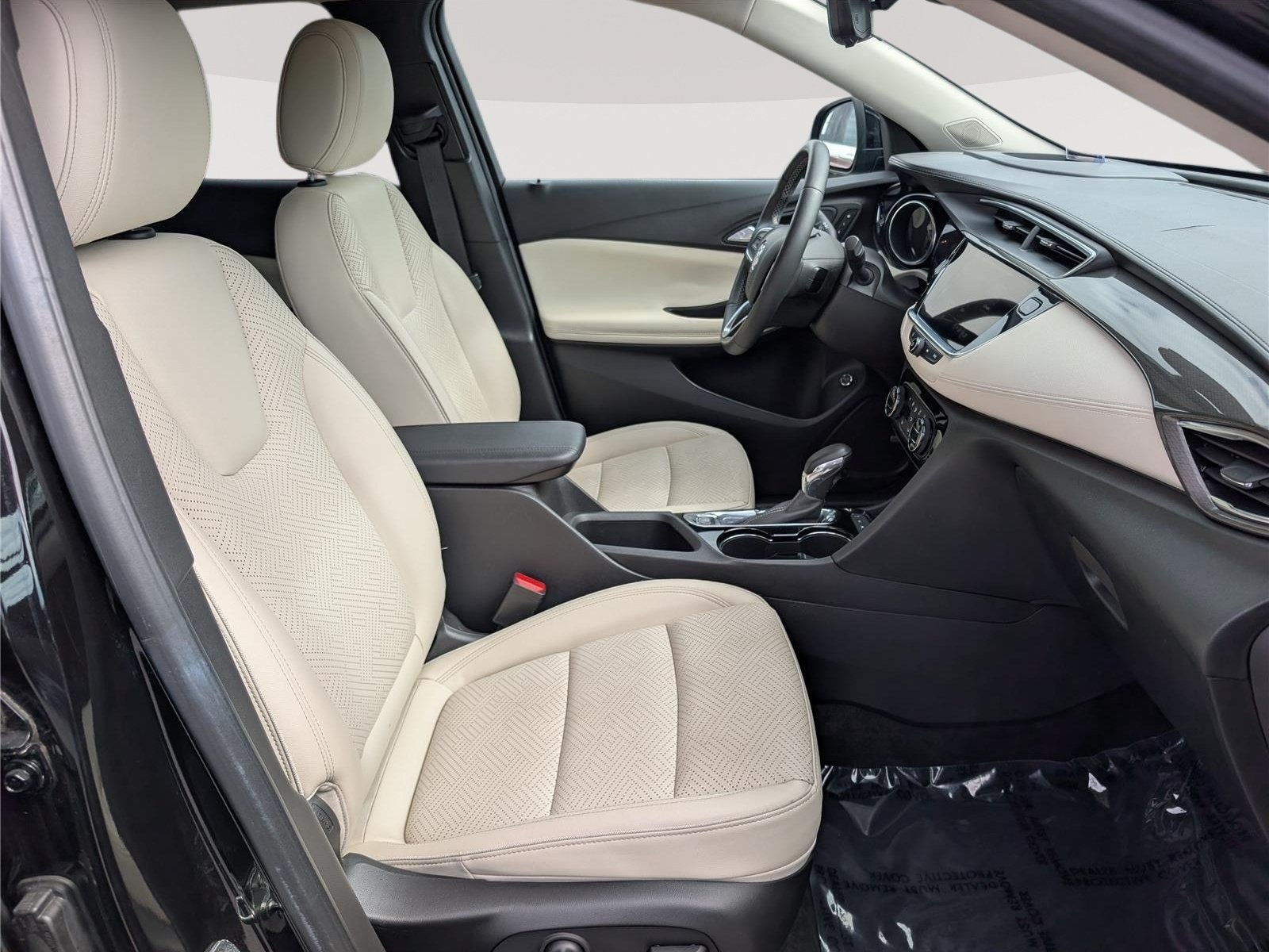 Used 2022 Buick Encore GX Essence w/ Advanced Technology Package AWD/4WD image 11