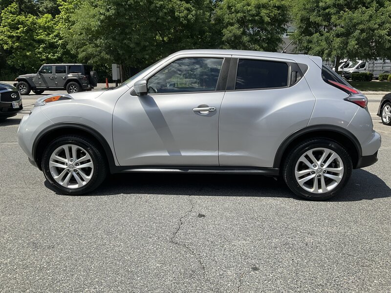 Used 2016 Nissan Juke SV w/ Technology Package AWD/4WD image 8
