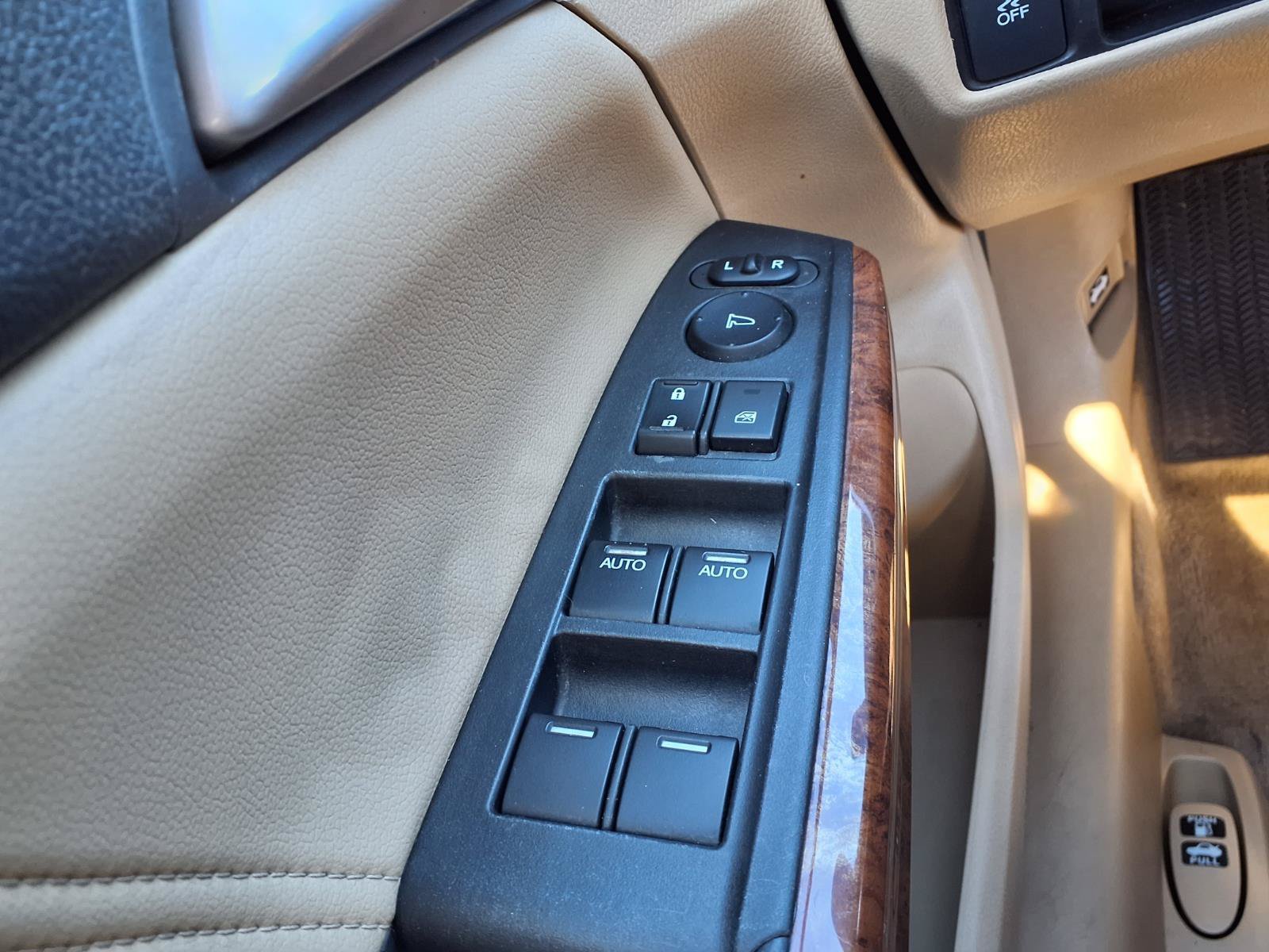 Used 2012 Honda Accord EX-L image 10
