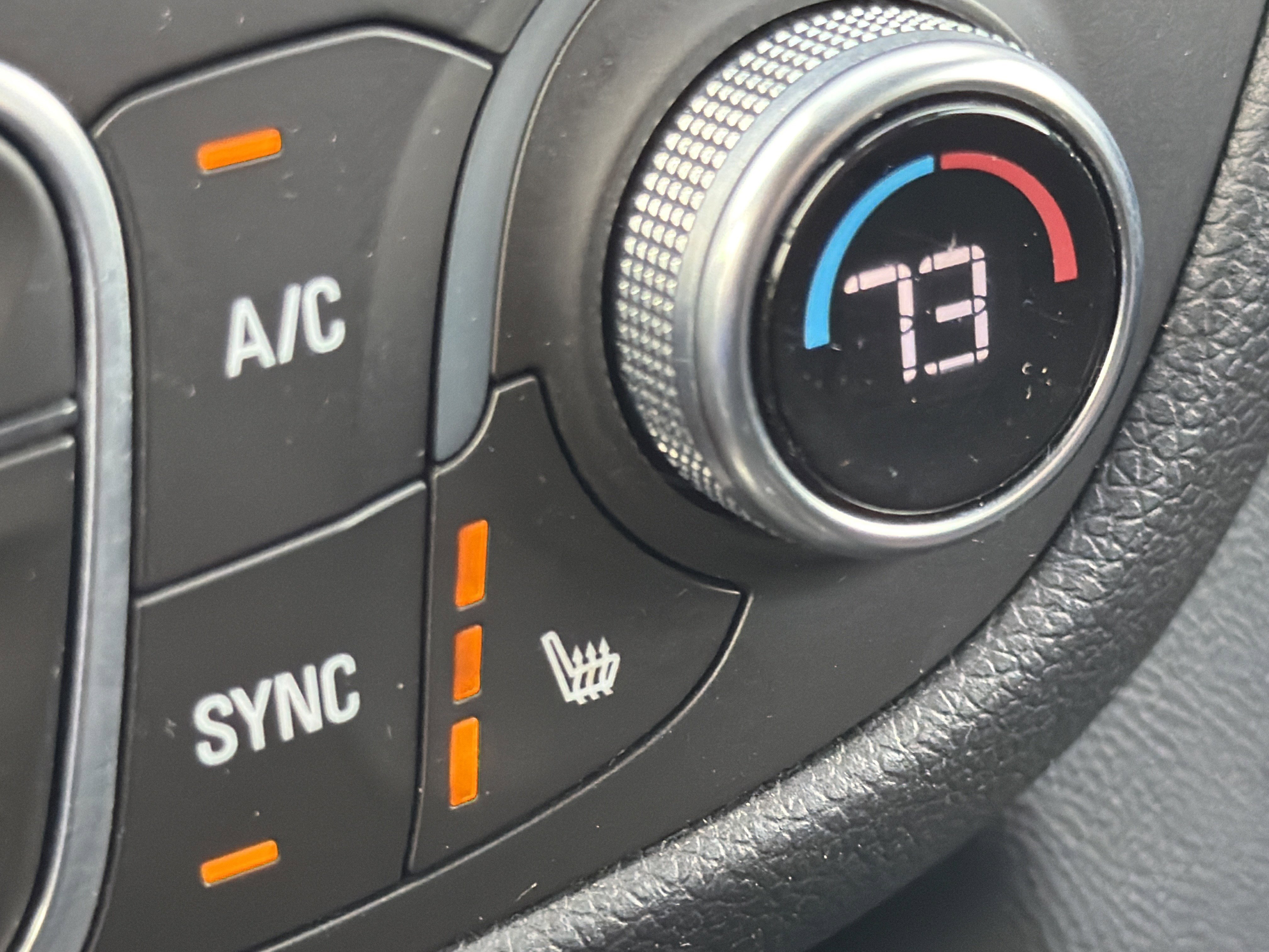 Used 2018 Chevrolet Equinox LT image 20