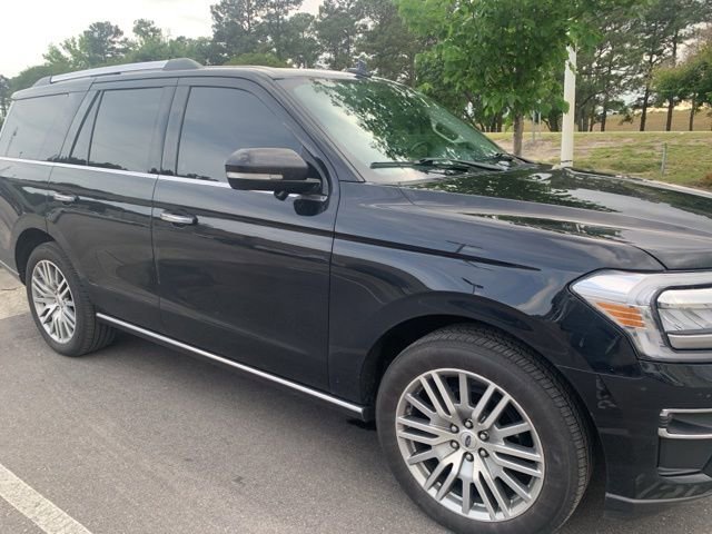 Used 2023 Ford Expedition Limited AWD/4WD image 4