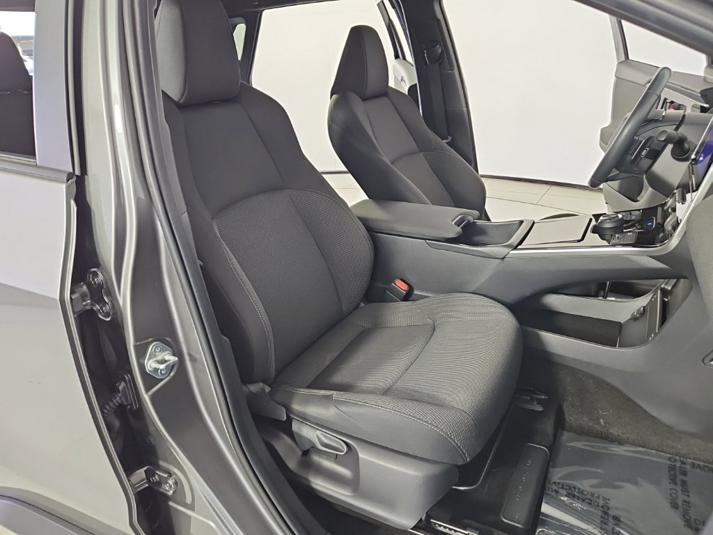 Certified 2023 Subaru Solterra AWD image 18