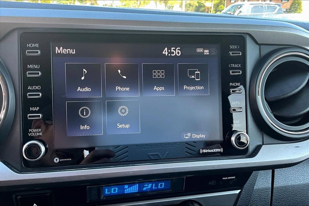 Used 2021 Toyota Tacoma SR5 AWD/4WD image 16