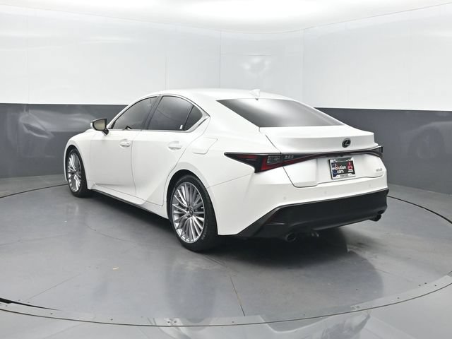 Used 2022 Lexus IS 300 w/ Premium Package RWD image 29