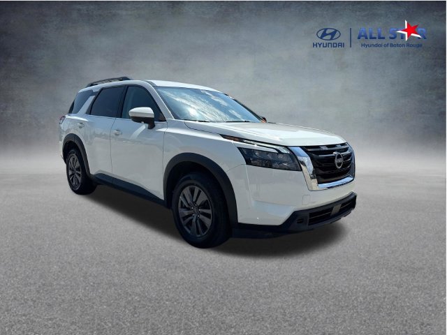 Used 2024 Nissan Pathfinder SV