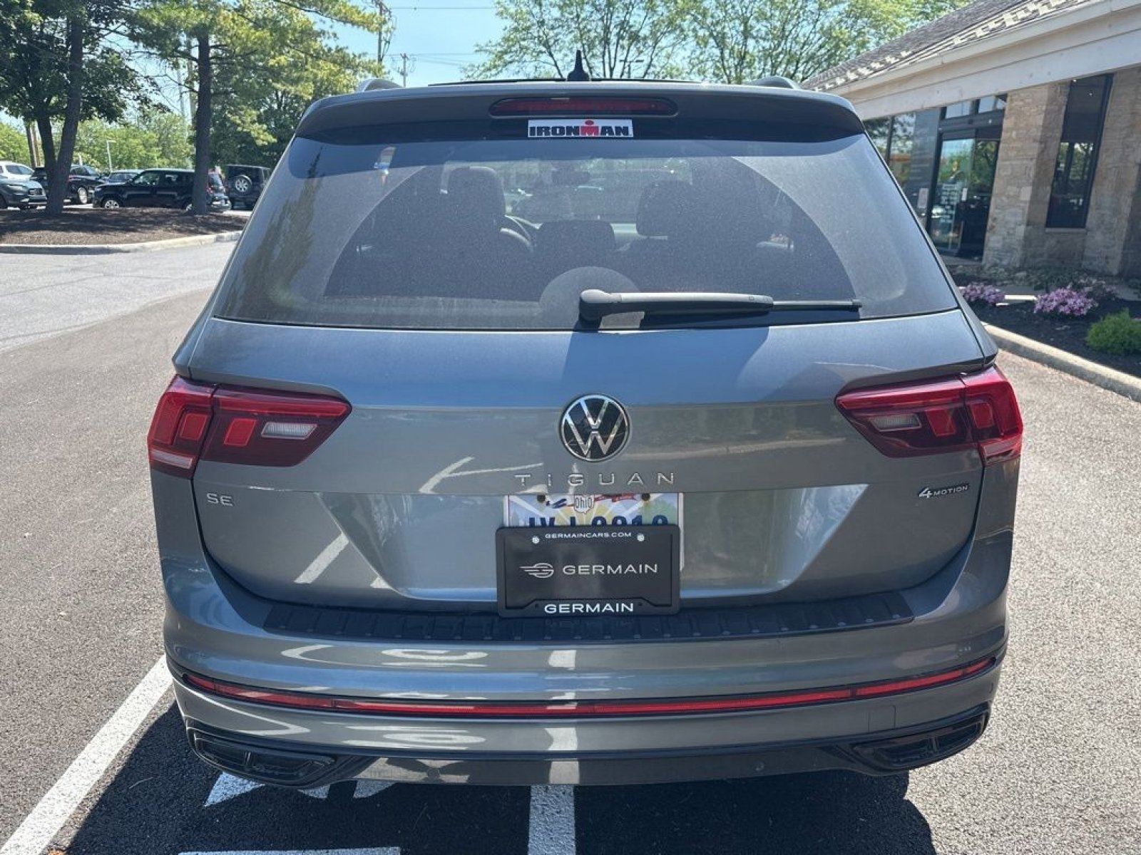 Used 2022 Volkswagen Tiguan SE R-Line AWD/4WD image 8