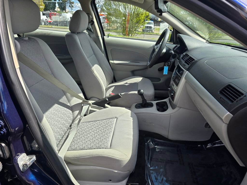 Used 2010 Chevrolet Cobalt Sedan image 18