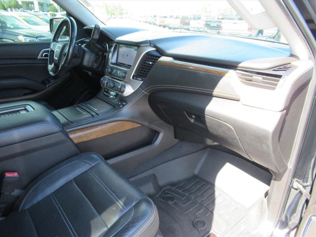 Used 2019 GMC Yukon XL Denali image 10
