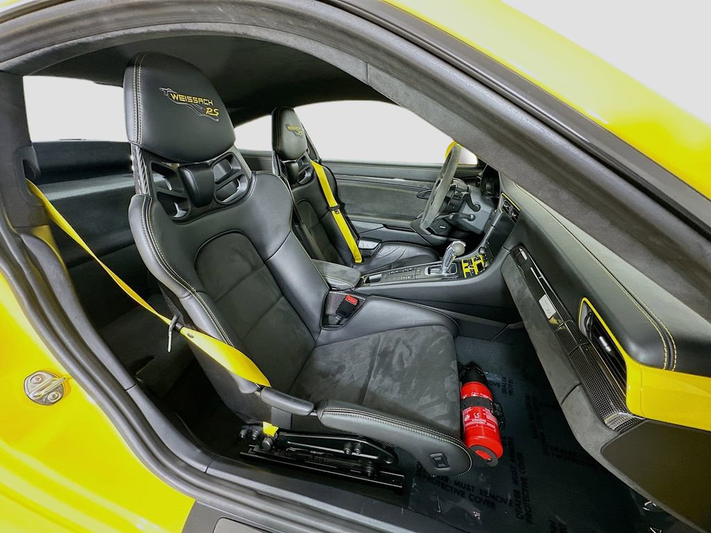 Used 2018 Porsche 911 GT2 RS image 28
