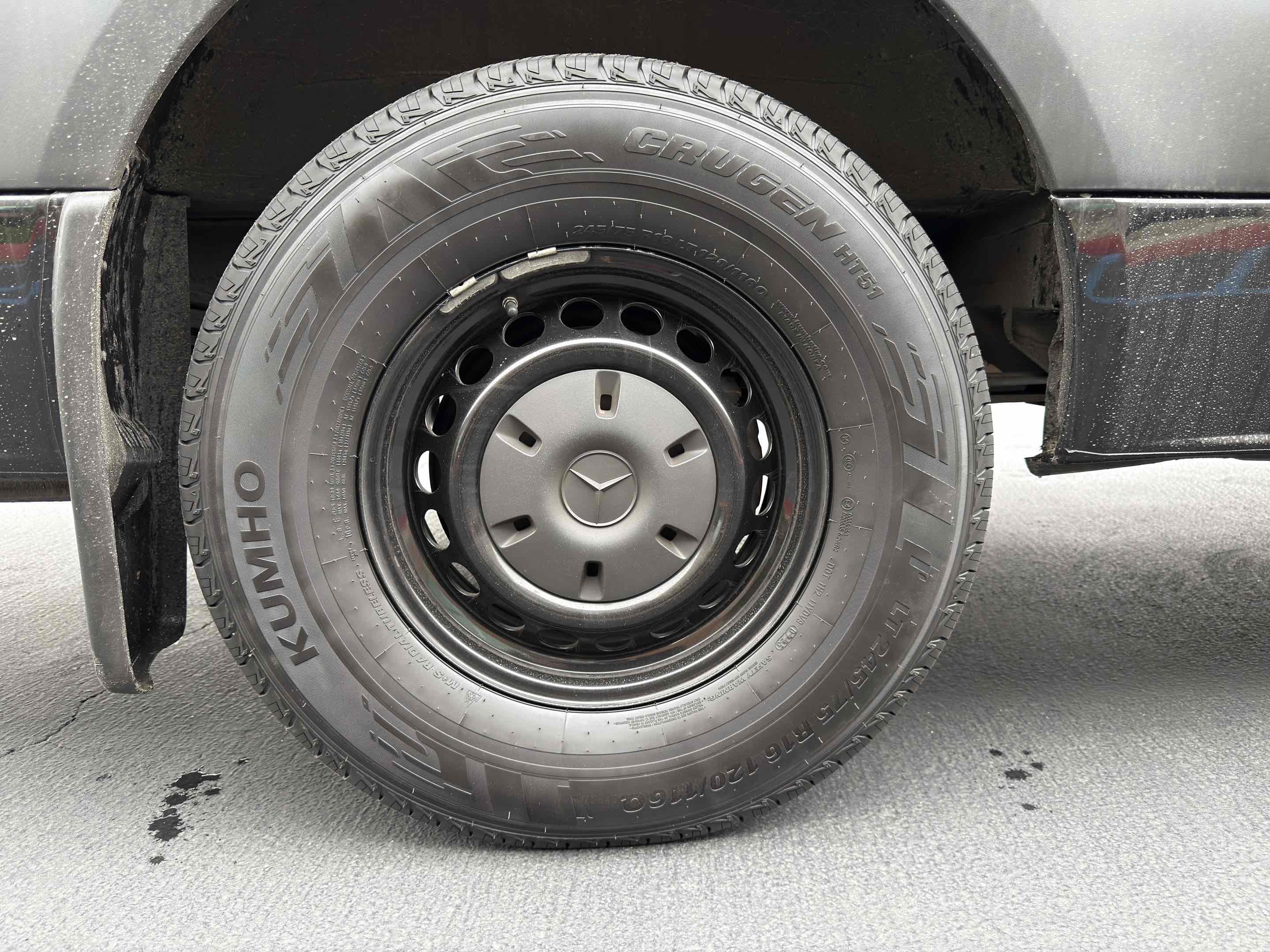 Used 2023 Mercedes-Benz Sprinter 2500 image 15