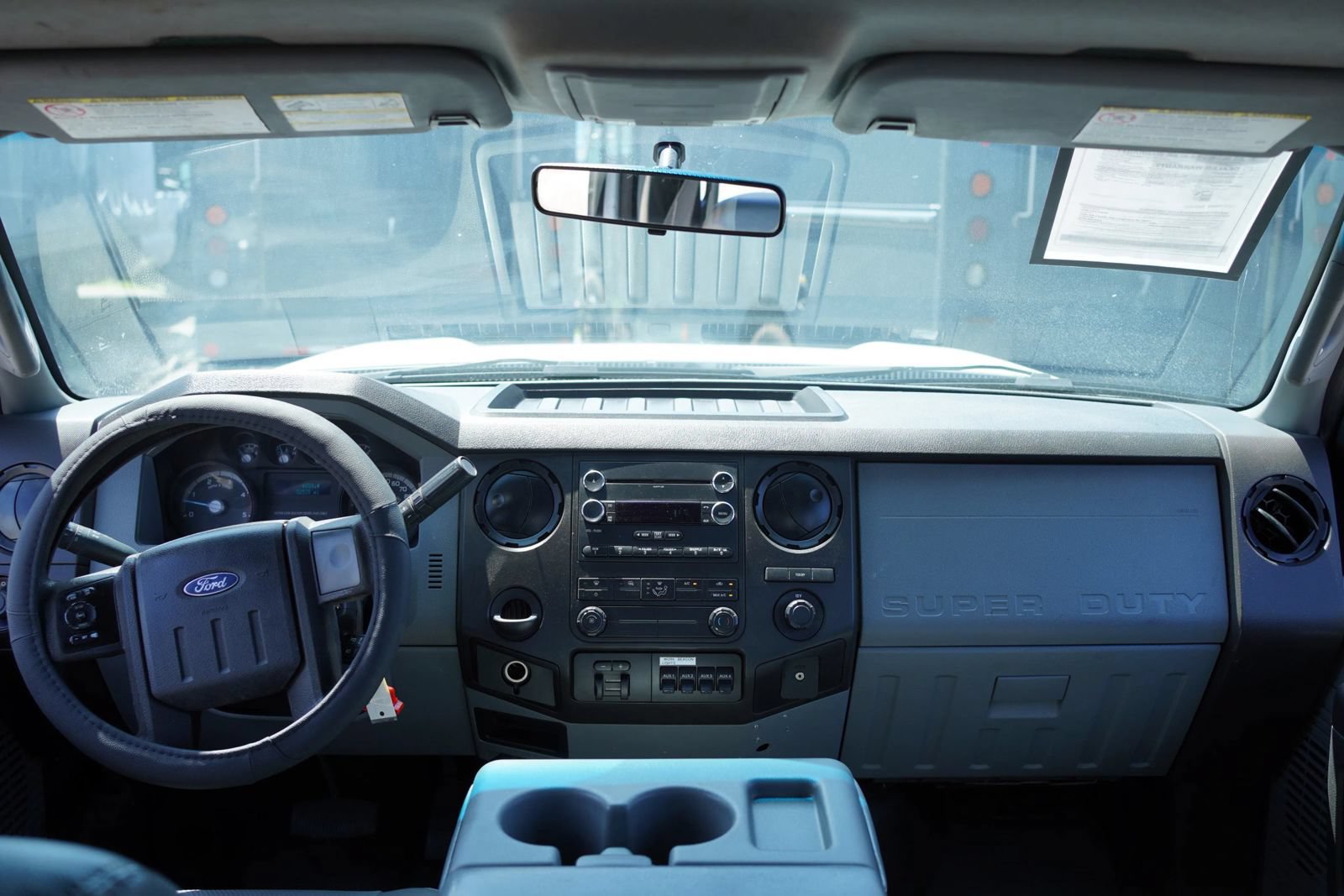 Used 2013 Ford F550 4x4 Crew Cab Super Duty w/ Payload Upgrade Pkg image 26