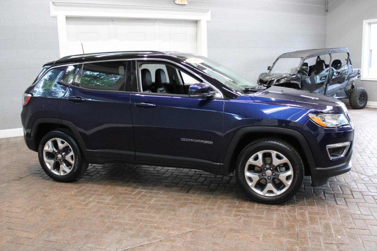 Used 2017 Jeep Compass Limited AWD/4WD image 8