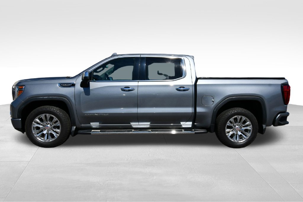 Used 2022 GMC Sierra 1500 Denali w/ Driver Alert Package II AWD/4WD image 4