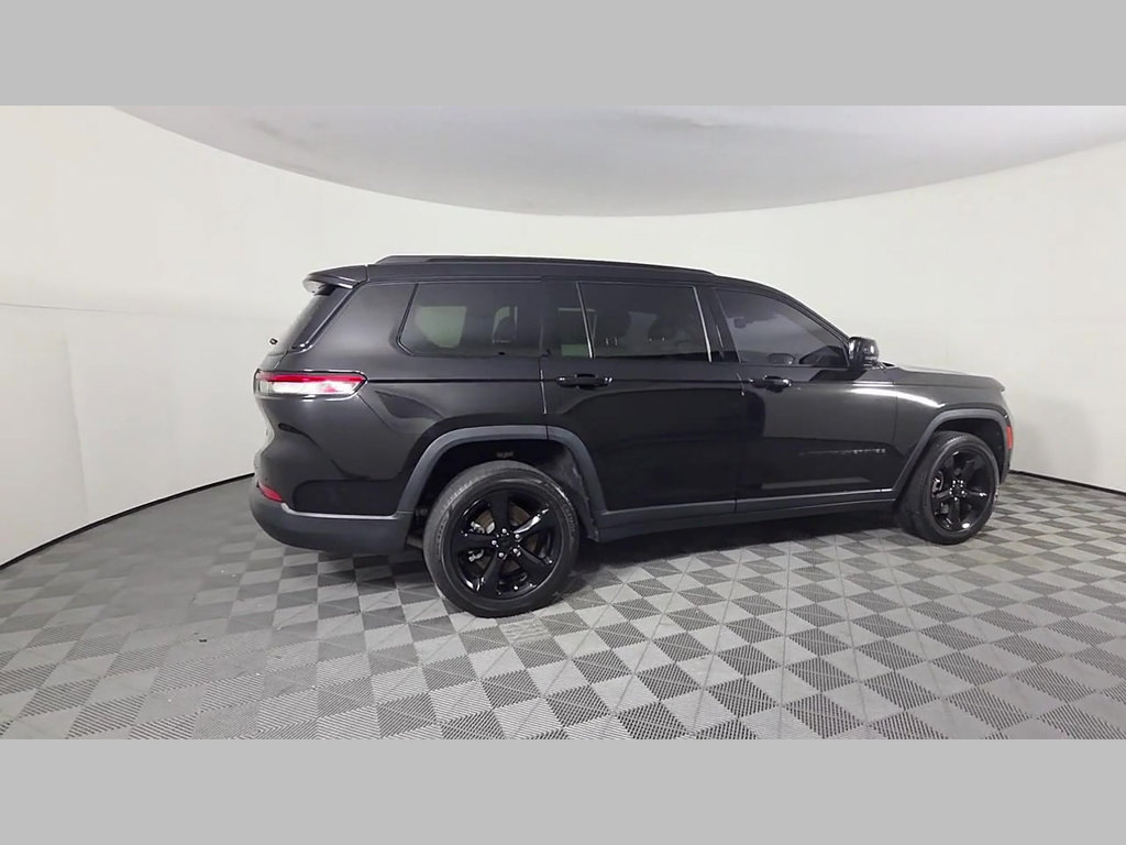 Used 2022 Jeep Grand Cherokee L Laredo RWD image 38