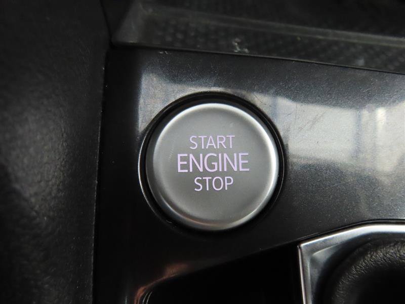 Used 2023 Volkswagen Tiguan SE FWD image 18