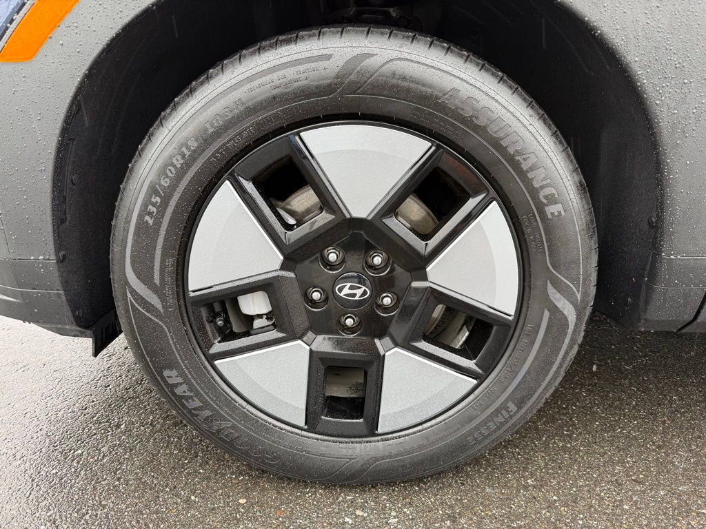 Certified 2025 Hyundai Santa Fe SEL image 34