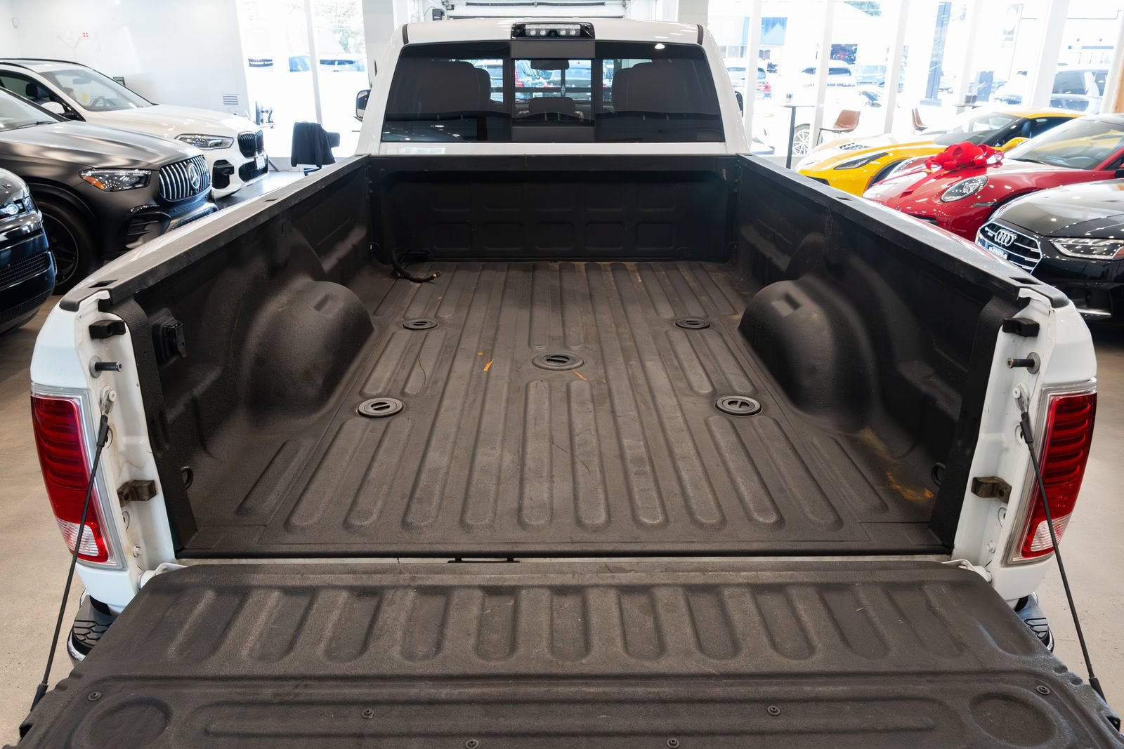 Used 2015 RAM 3500 Laramie Longhorn AWD/4WD image 10