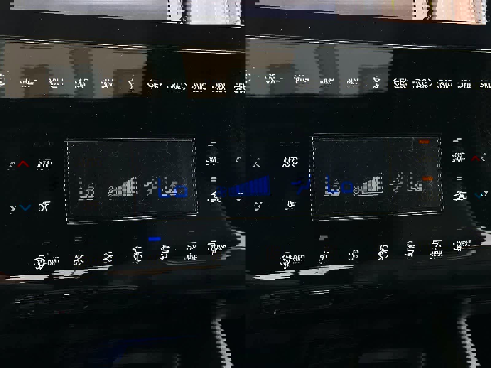 Used 2023 Hyundai Santa Cruz Limited image 21