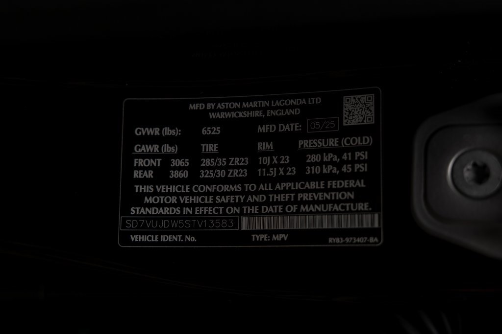 New 2025 Aston Martin DBX 707 image 44