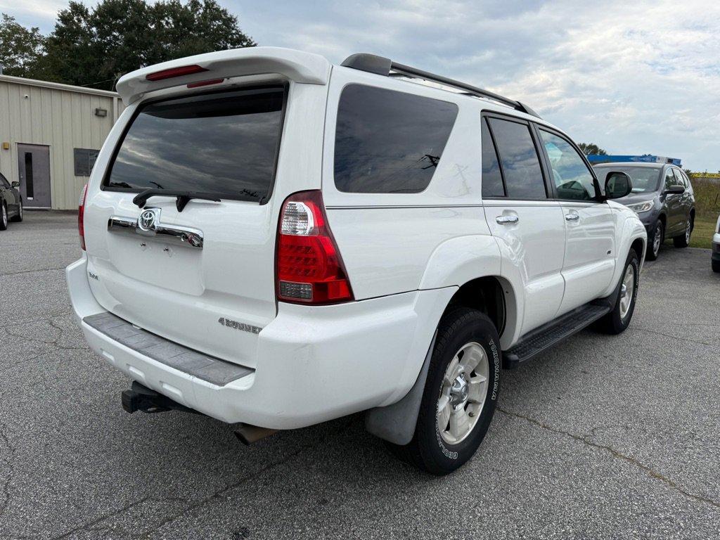 Used 2007 Toyota 4Runner SR5 image 7