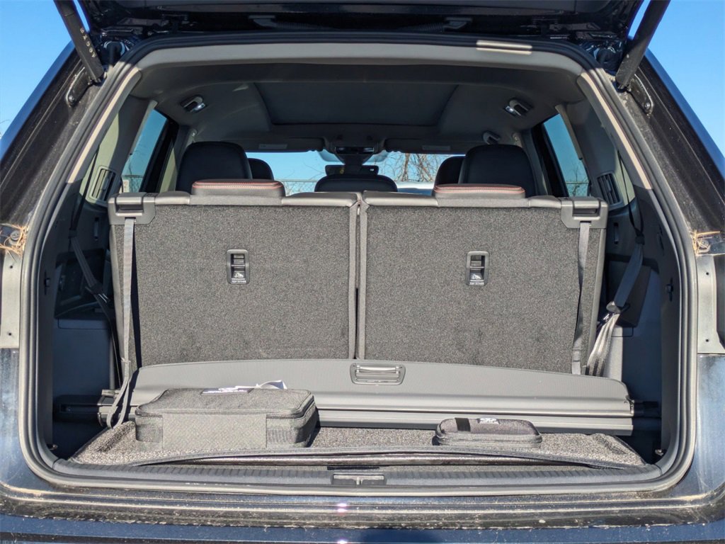 New 2024 Volkswagen Atlas Peak Edition SEL image 13