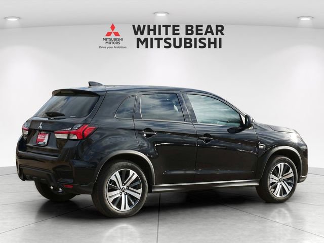 Used 2025 Mitsubishi Outlander Sport ES AWD/4WD image 3