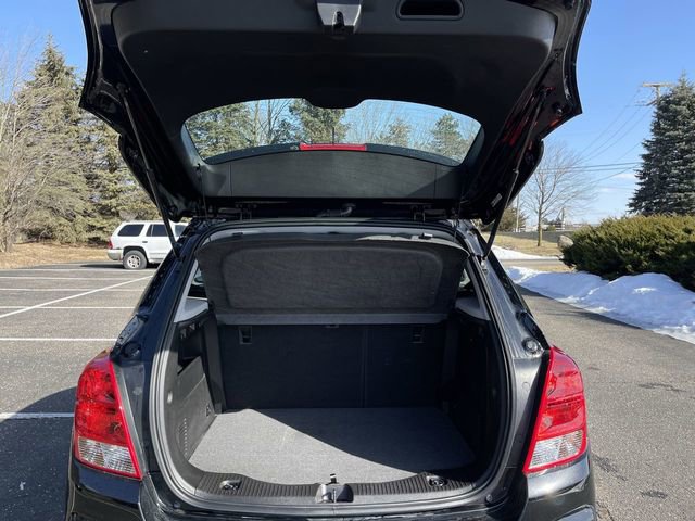 Used 2019 Chevrolet Trax LS image 26