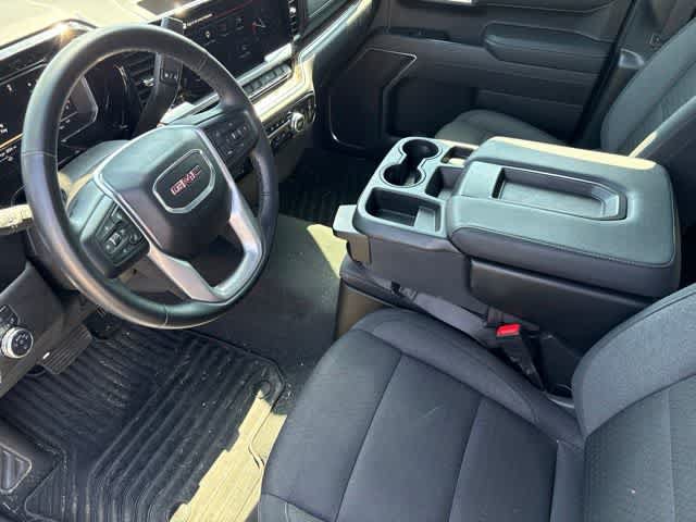 Used 2025 GMC Sierra 1500 Elevation RWD image 9