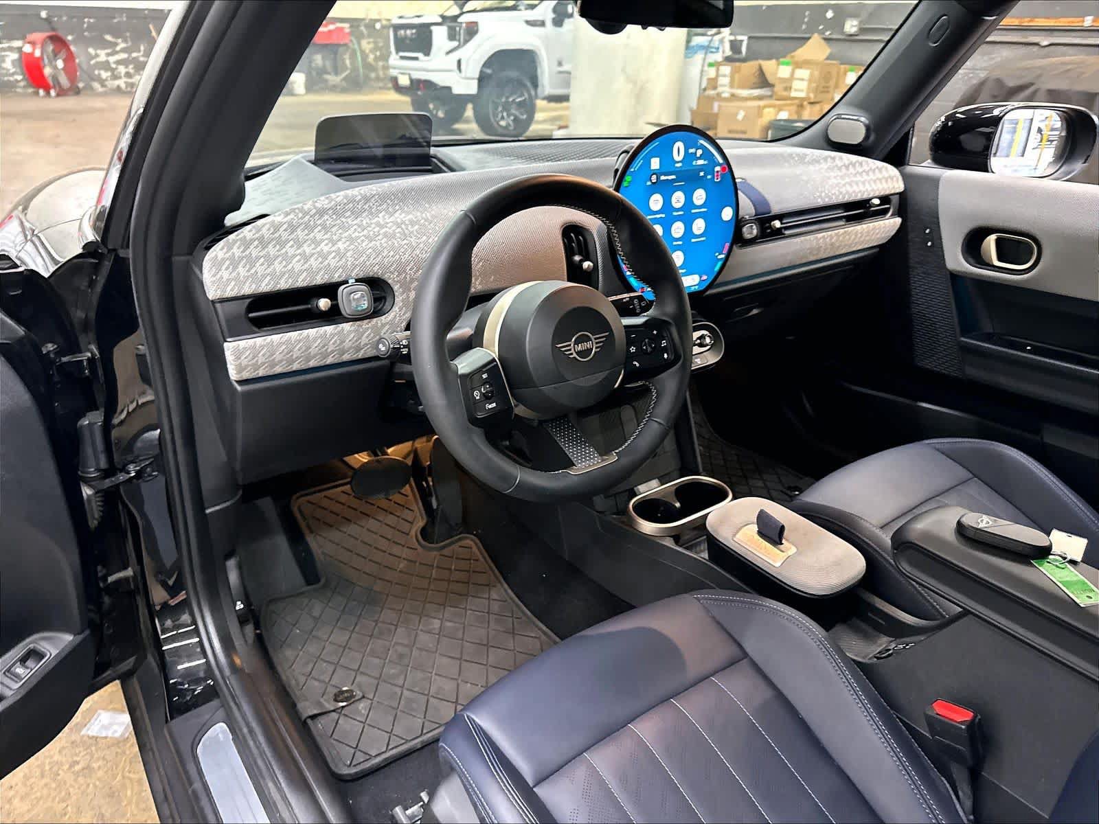 Used 2025 MINI Cooper S FWD image 16