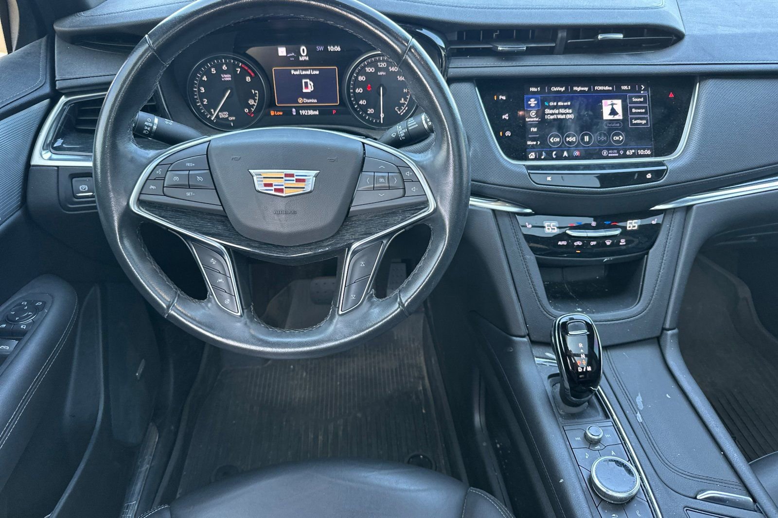 Used 2023 Cadillac XT5 Premium Luxury w/ Technology Package FWD image 17