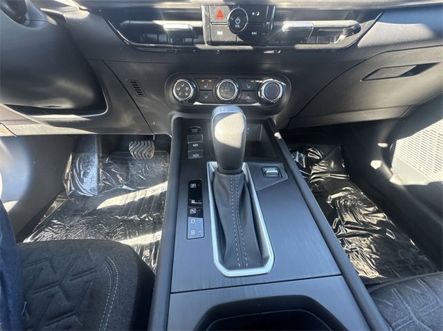 New 2025 Nissan Kicks SV w/ SV Premium Package image 19