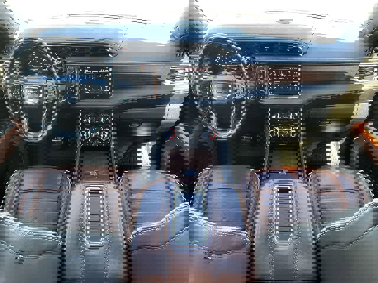 Used 2024 GMC Yukon Denali Ultimate image 28