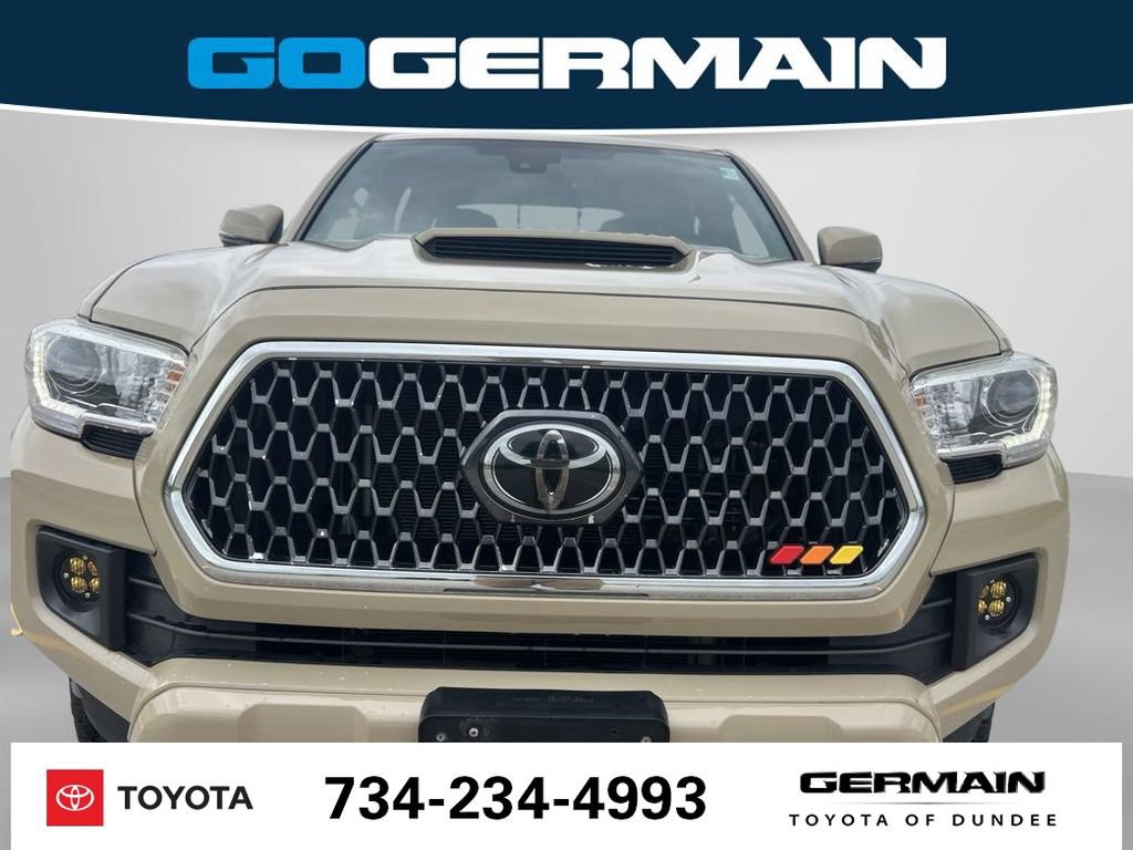 Used 2018 Toyota Tacoma TRD Sport AWD/4WD image 15