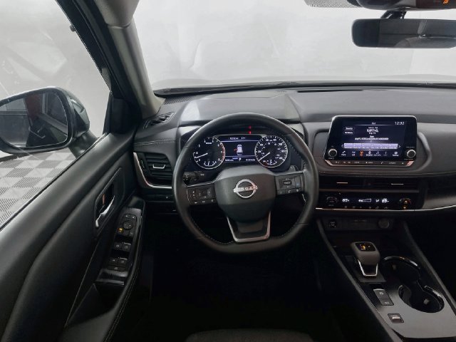 Used 2026 Nissan Rogue SV FWD image 21