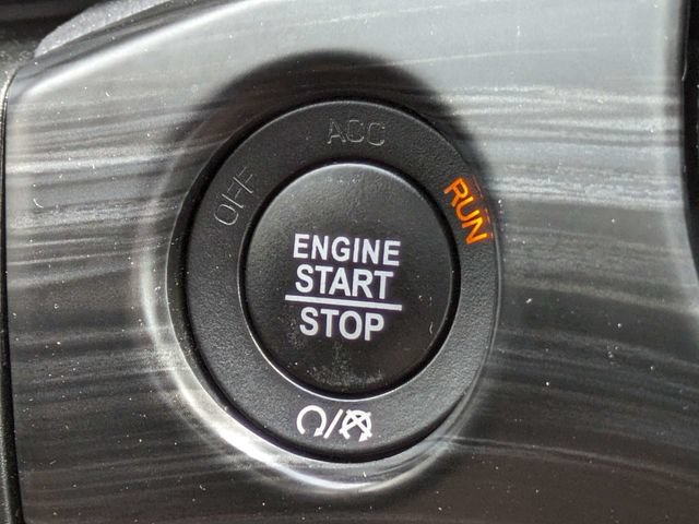 Used 2021 Jeep Grand Cherokee Limited AWD/4WD image 34