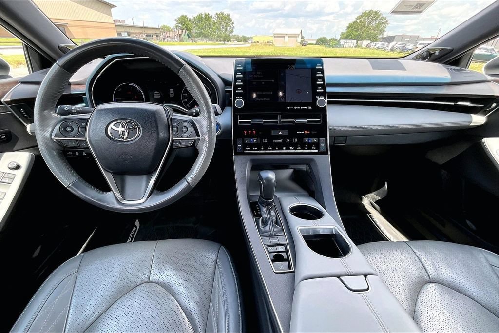 Used 2019 Toyota Avalon Limited w/ Advanced Safety Package FWD image 14