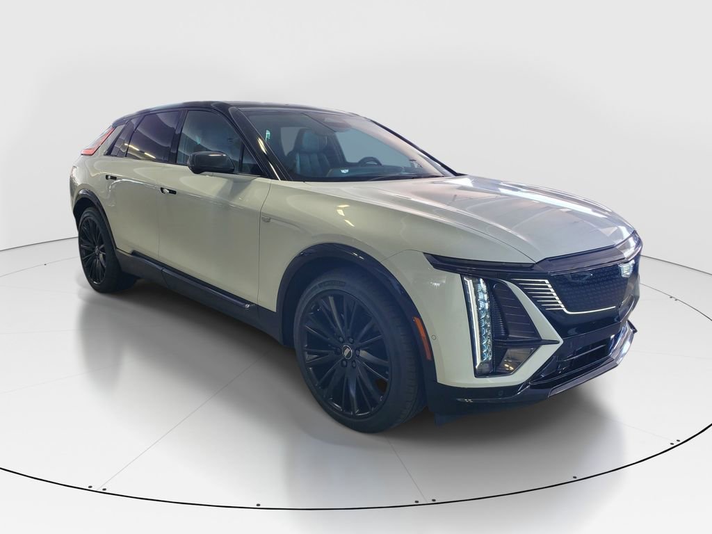 New 2026 Cadillac Lyriq Sport w/ LPO, ONYX Package AWD/4WD image 2