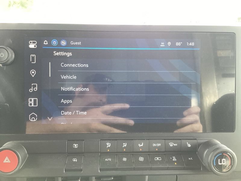 New 2026 Chevrolet Brightdrop 600 AWD/4WD image 17