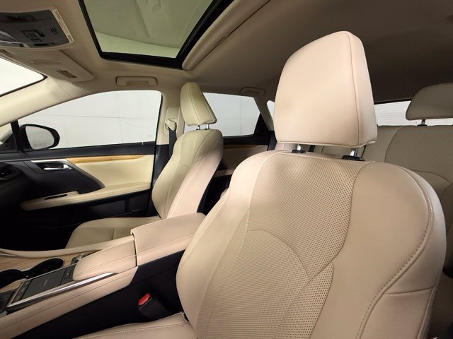 Used 2022 Lexus RX 350L FWD w/ Premium Package image 5