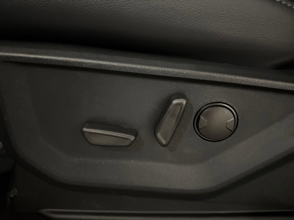 New 2026 Ford F150 Lariat w/ Equipment Group 501A Mid image 28