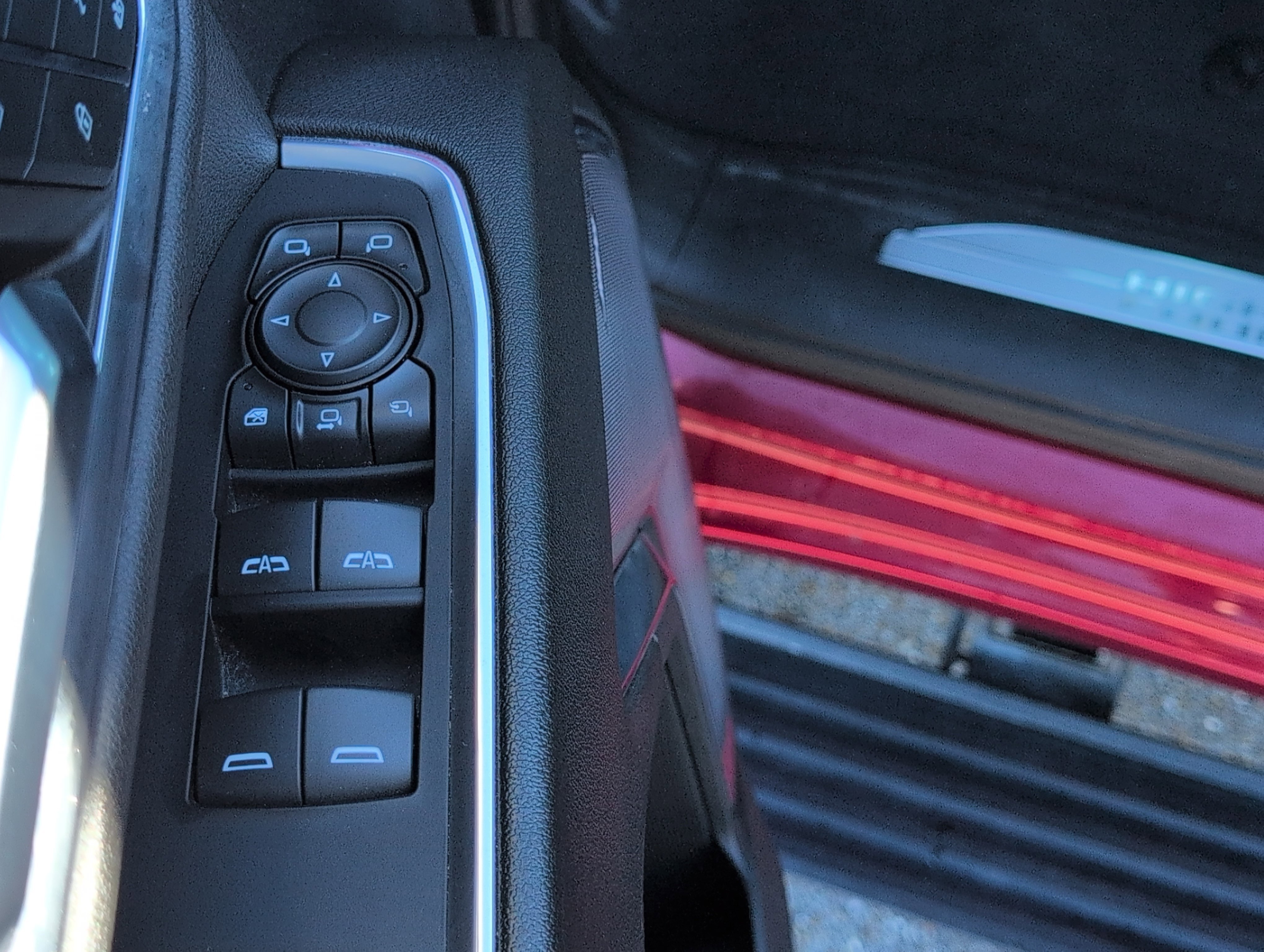 Used 2024 Chevrolet Silverado 2500 High Country w/ High Country Premium Package image 12