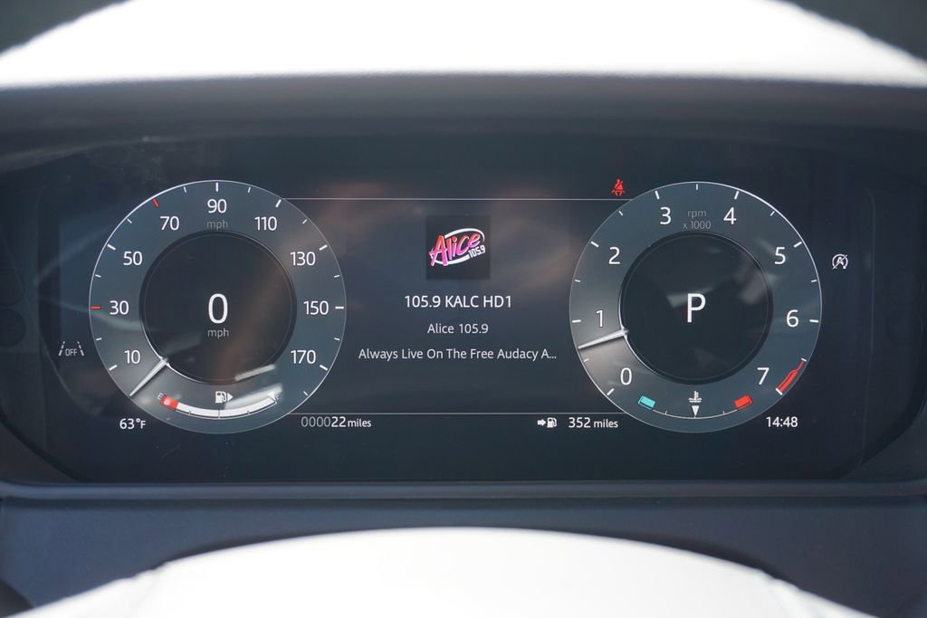 New 2026 Land Rover Range Rover Velar Dynamic SE image 11