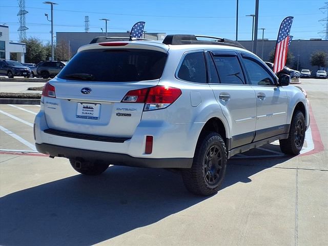 Used 2013 Subaru Outback 2.5i Limited image 4