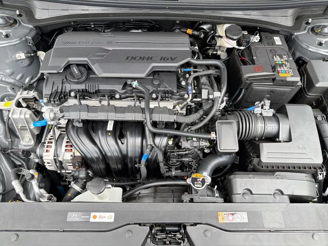 New 2026 Hyundai Elantra Sport FWD image 19