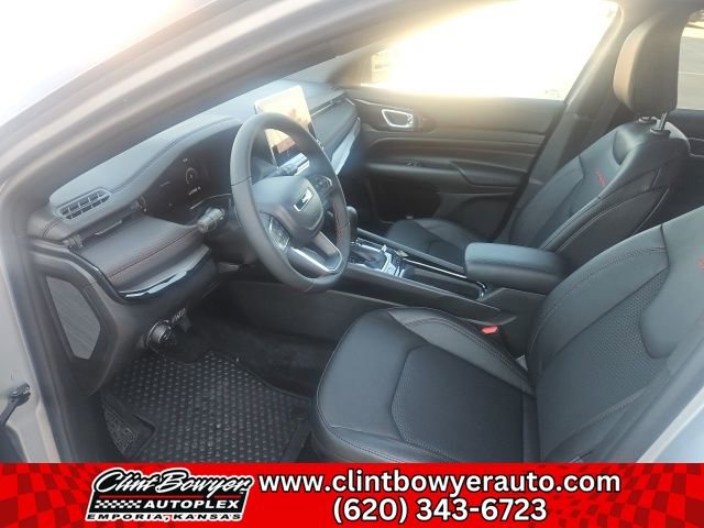 New 2026 Jeep Compass Trailhawk w/ Sun, Sound & Navigation Group image 15