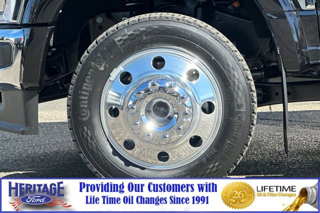 New 2026 Ford F450 XLT w/ XLT Premium Package image 25