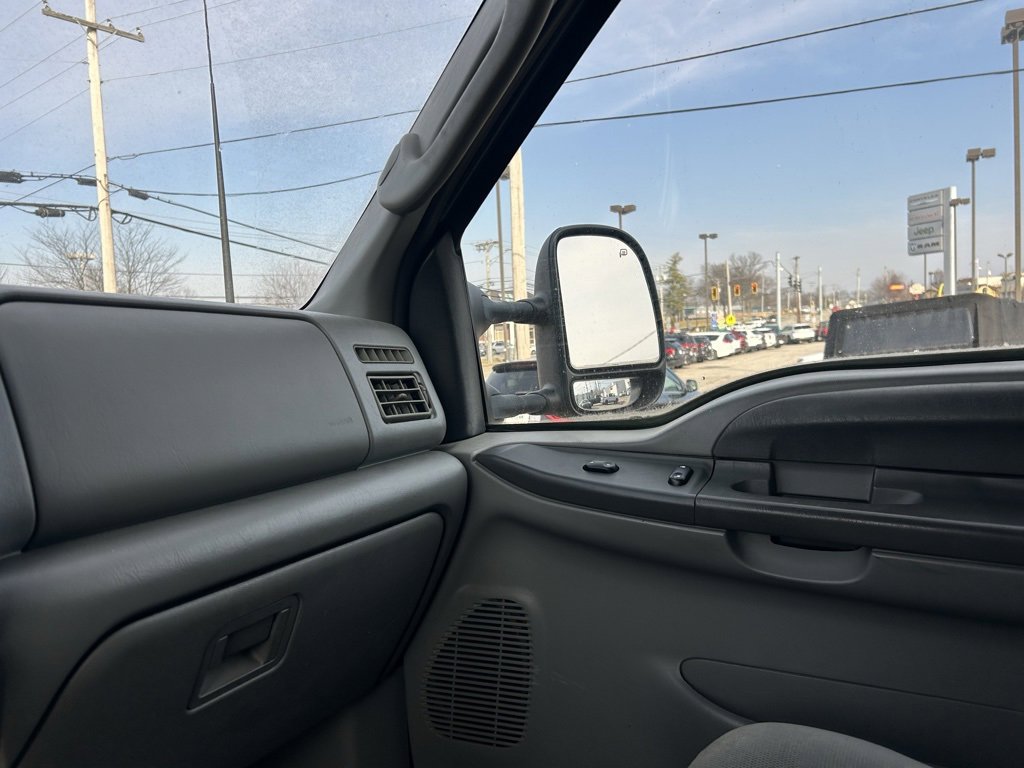 Used 2003 Ford F250 XL image 24